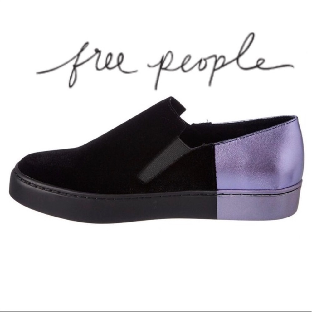 ANTHROPOLOGIE FREE PEOPLE Black Velvet slip-on shoe